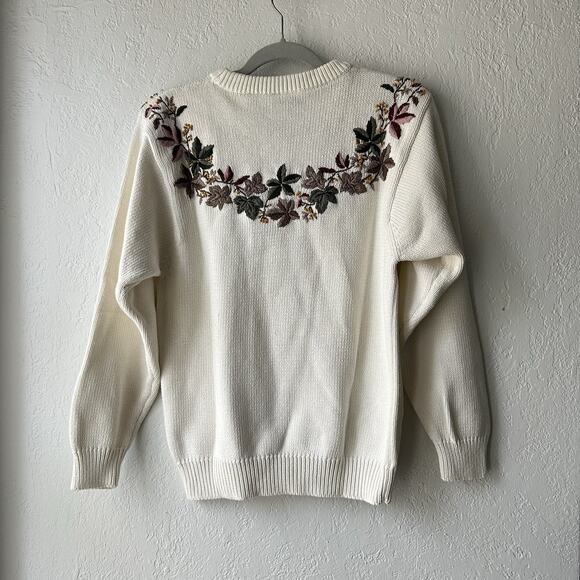 Vtg Northern Reflections Knit Sweater Medium Embroidered Floral Cottage Granny - Picture 2 of 9